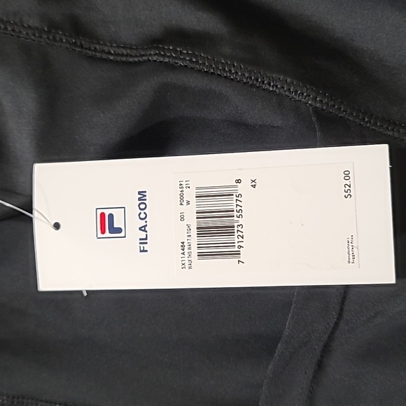 Fila Walk This Way Black Cropped Plus Size Leggings with Two Size Pockets, 4X - Picture 4 of 10